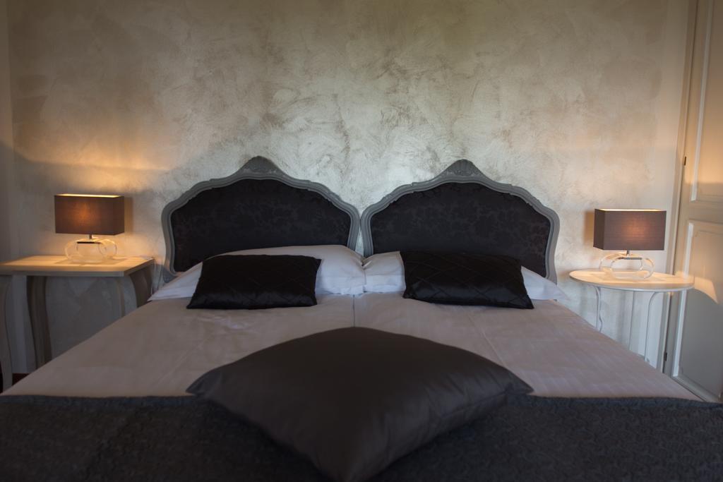 Relais Castei Del Garda Nocleg ze śniadaniem Garda (Verona)